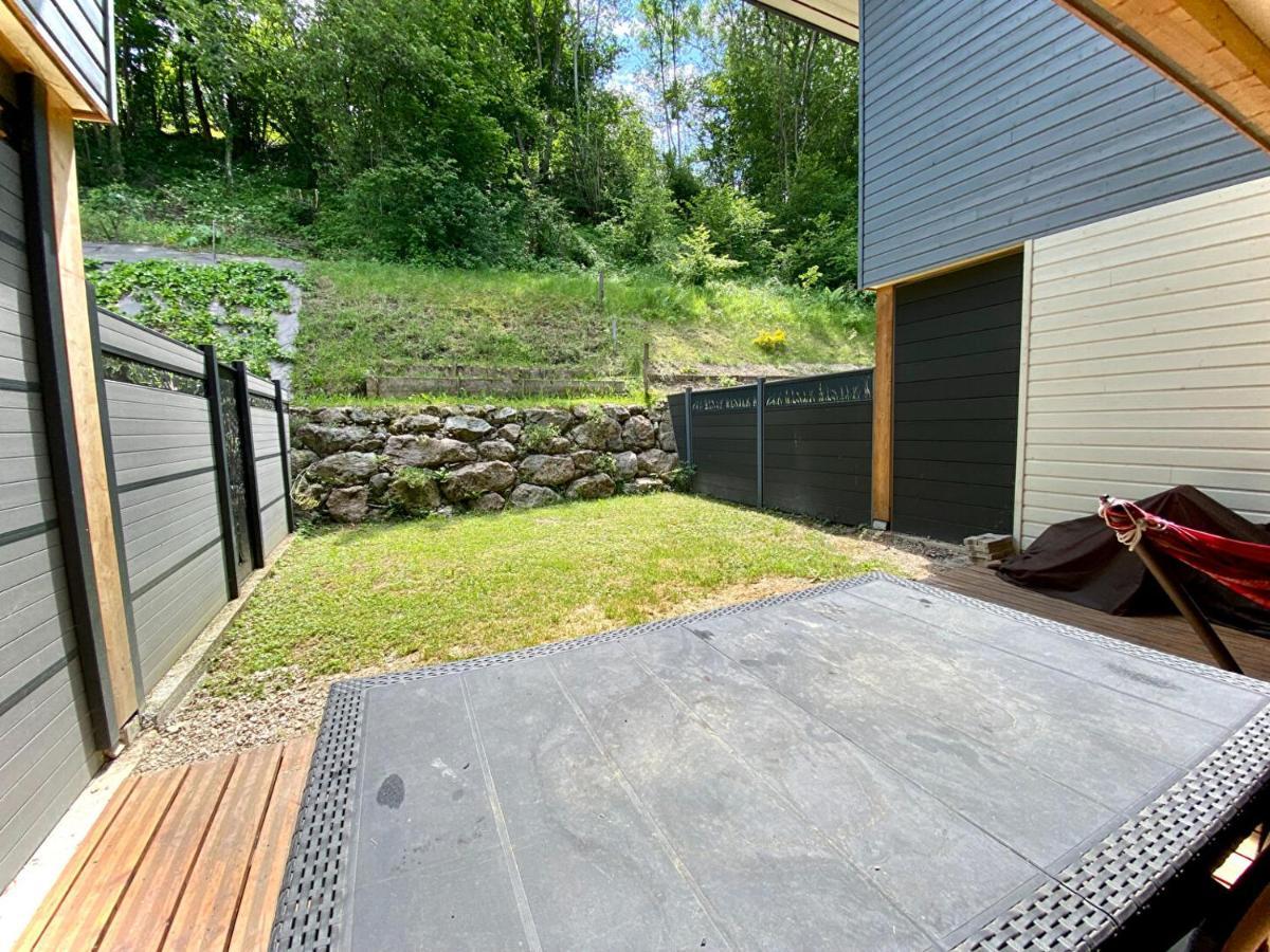 Ferienwohnung Maison Familiale Vue Lac Avec Jardin - A 10Mn Du Lac Et Stations De Ski Publier Exterior foto